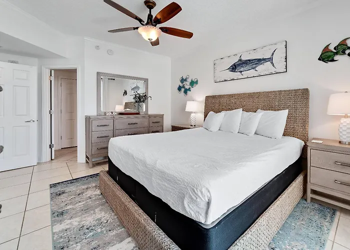 Sanibel 1701 *